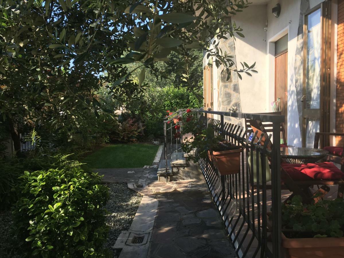 Celeste'S House Villa Rivoltella del Garda Exterior foto